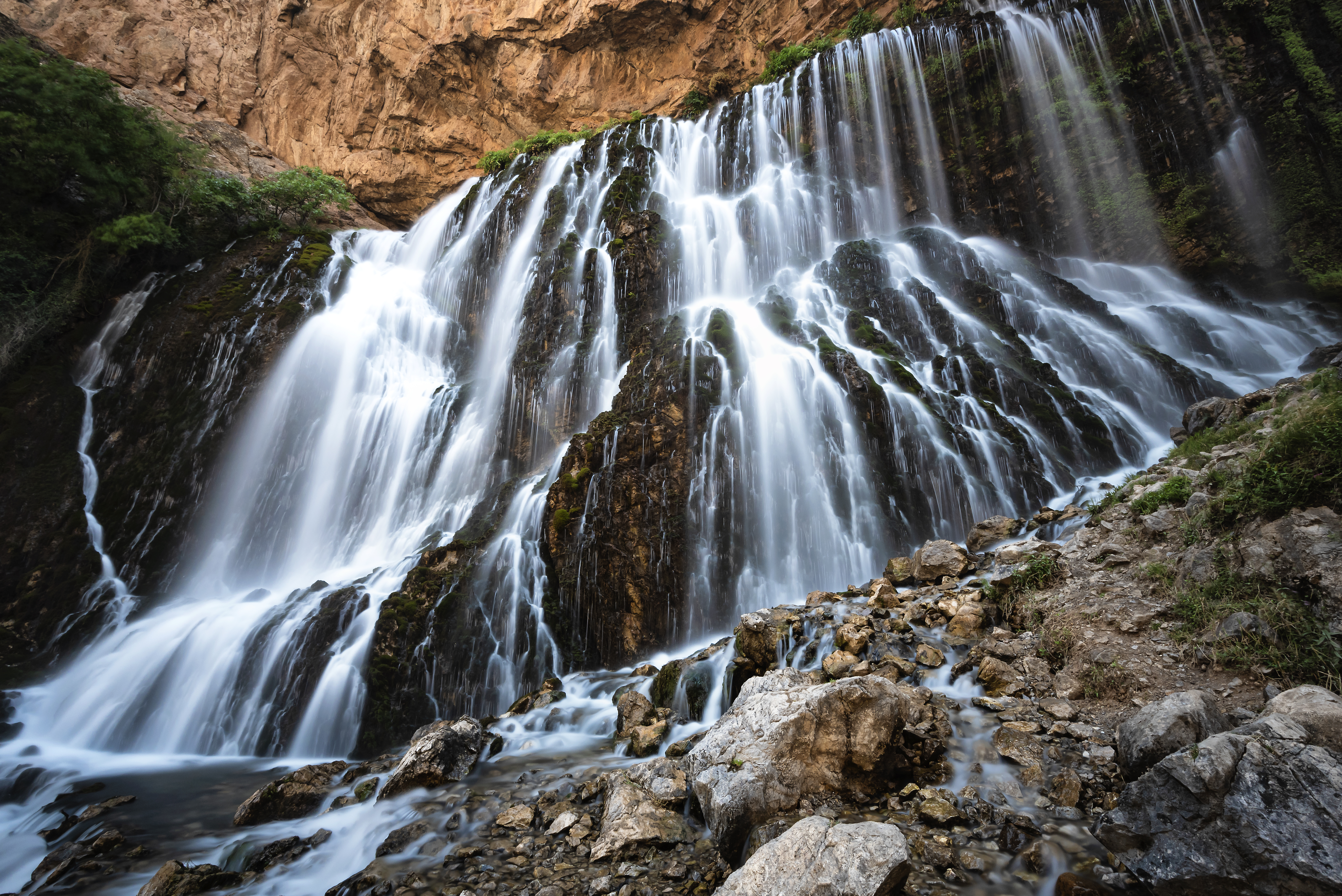 Kapuzbaşı Şelalesi